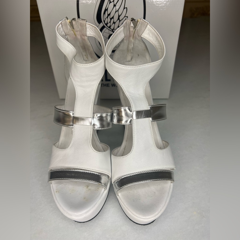 KELTON THE WINGS WOMENS WHITE WEDGES SZ EU 39 - Picture 3 of 10